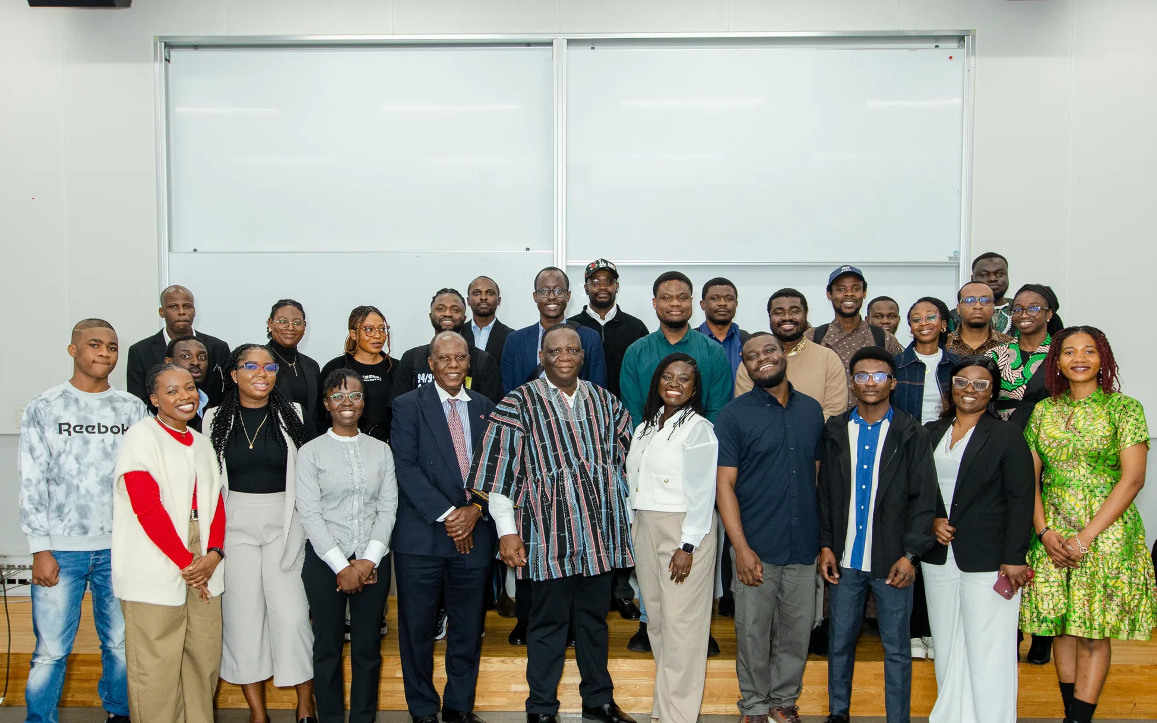 Guests and members together at the 10th Anniversary Opening and GRAIN Launch