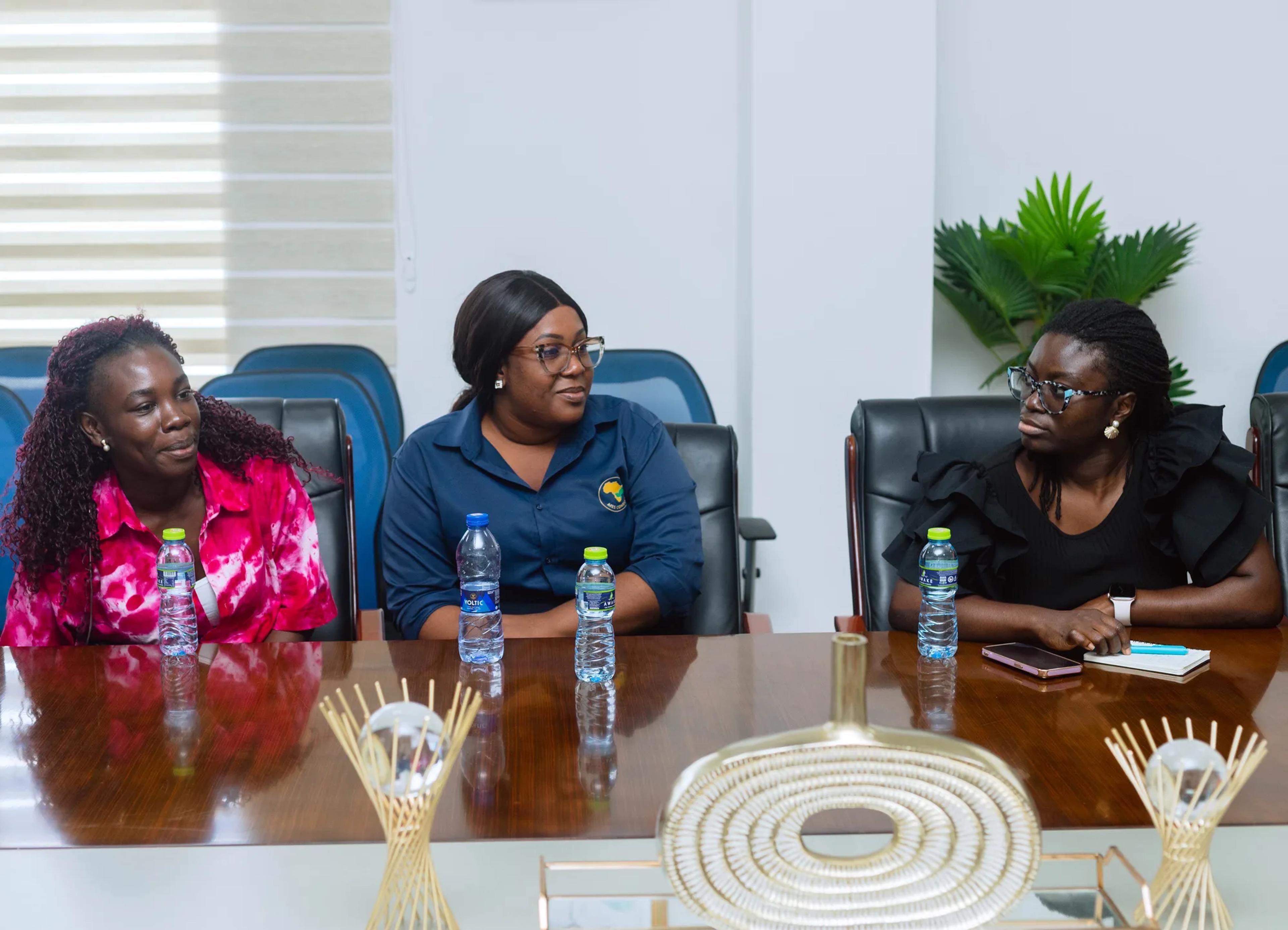 The team in a briefing with ACARP staff
