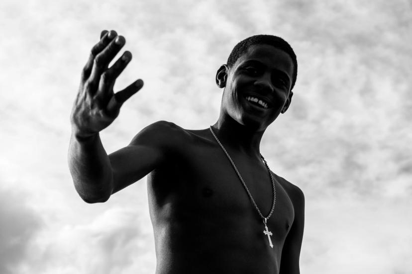 Tudo que eu sei sobre amor eu inventei. thumbnail