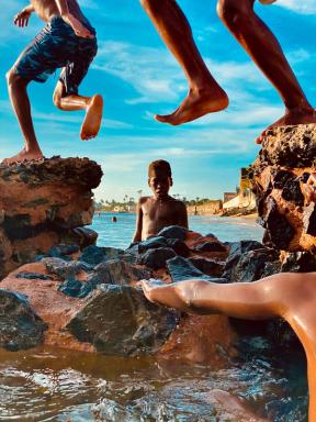 Todo Menino É Um Mar photo