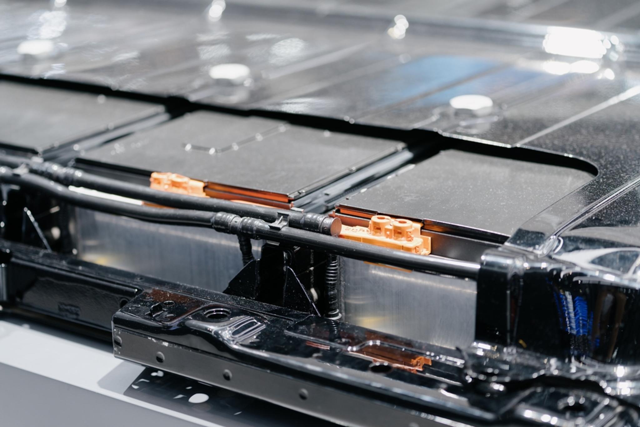 hybrid car battery