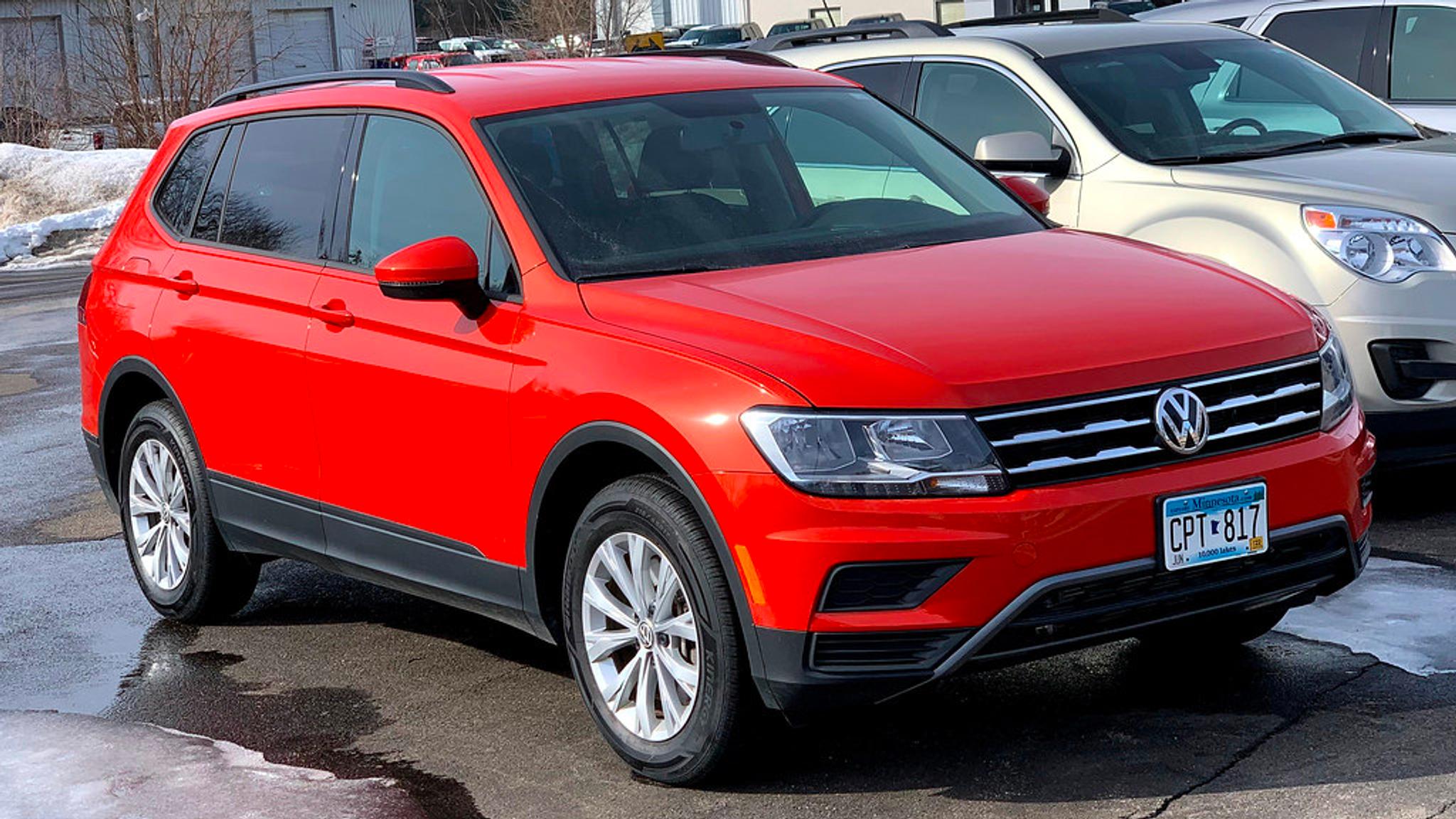 Red Volkswagen Tiguan (USA version)