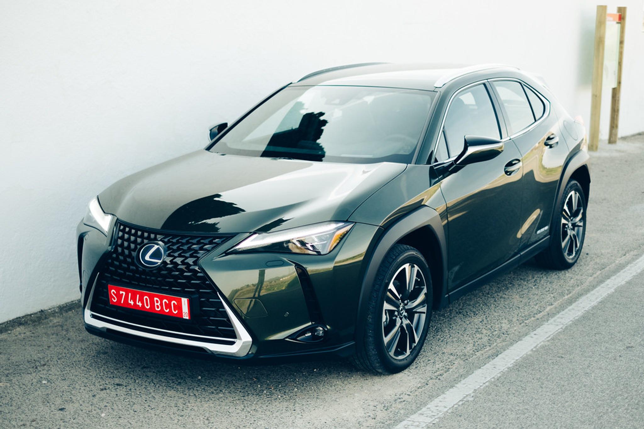 Black Lexus UX