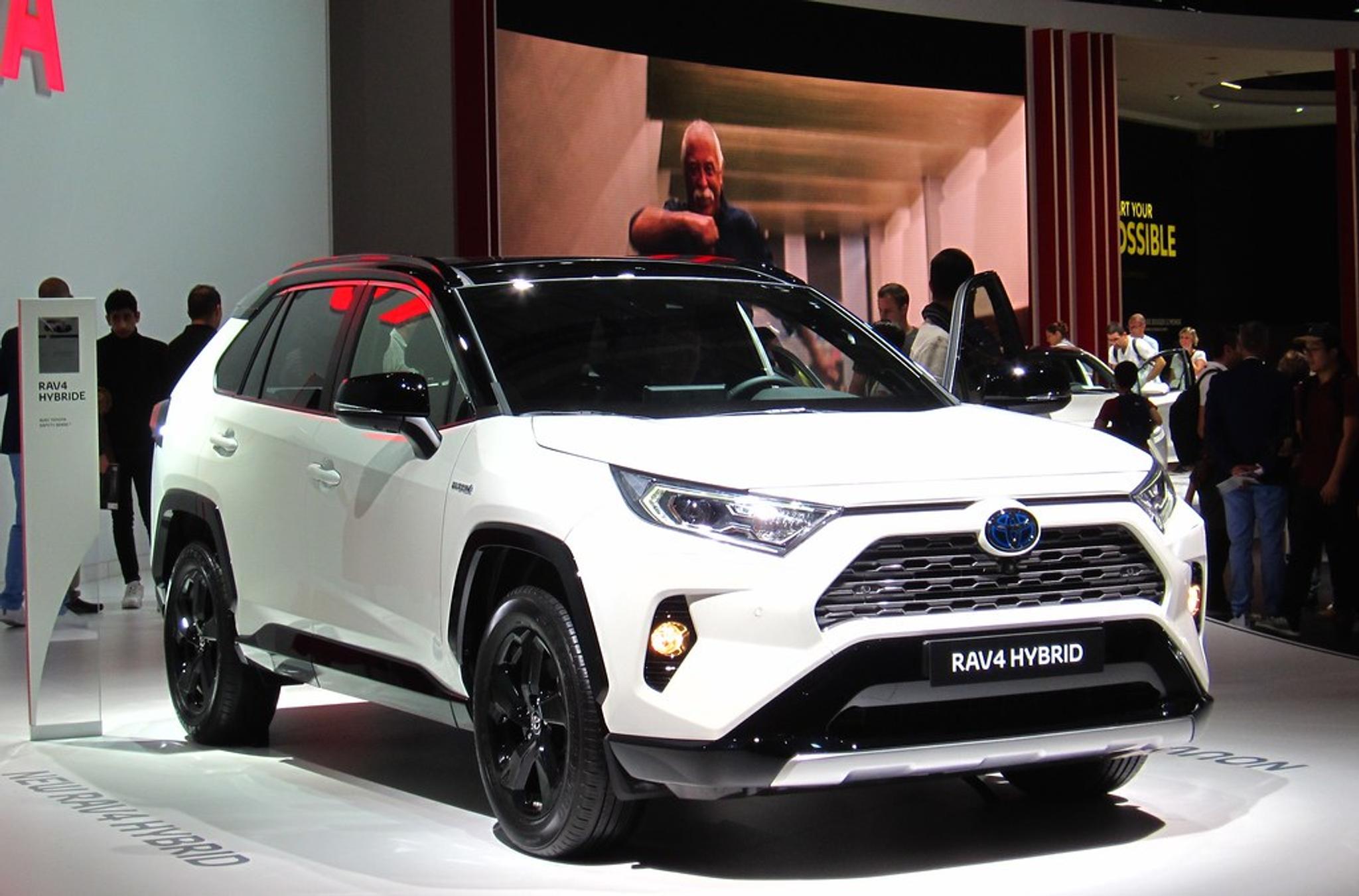 White Toyota RAV4 Hybrid