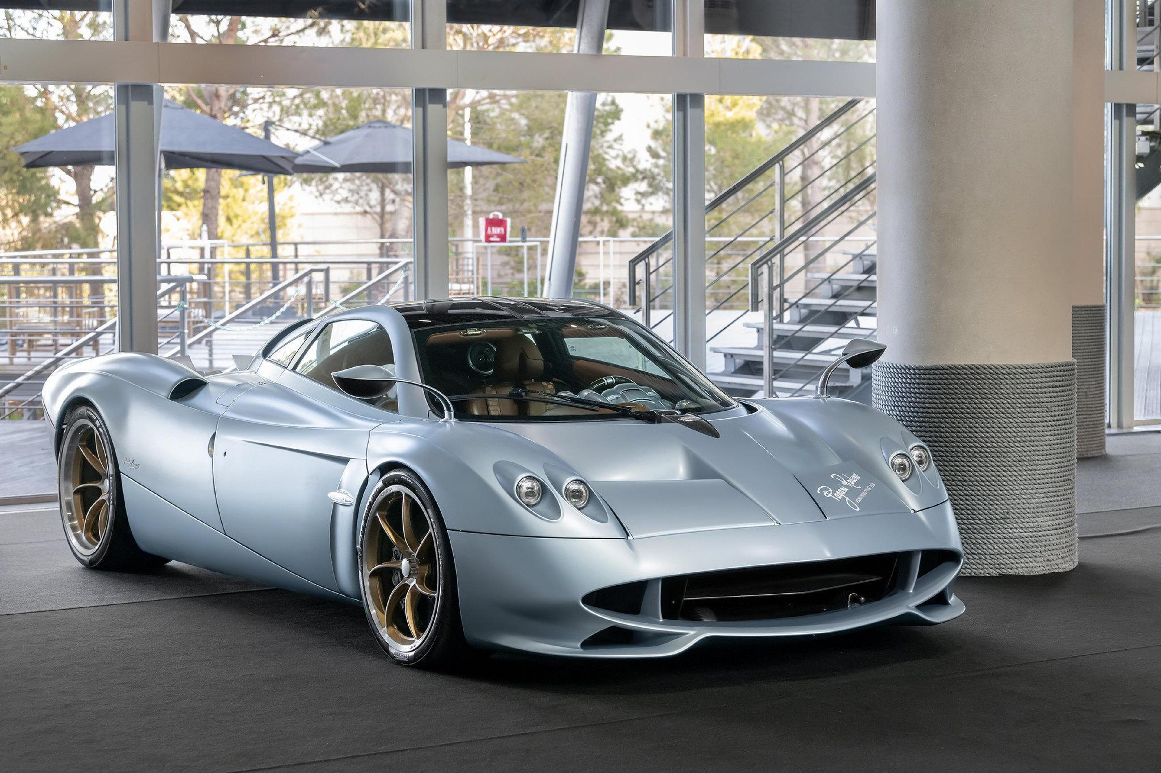 Silberner Pagani Hyayra Codalunga