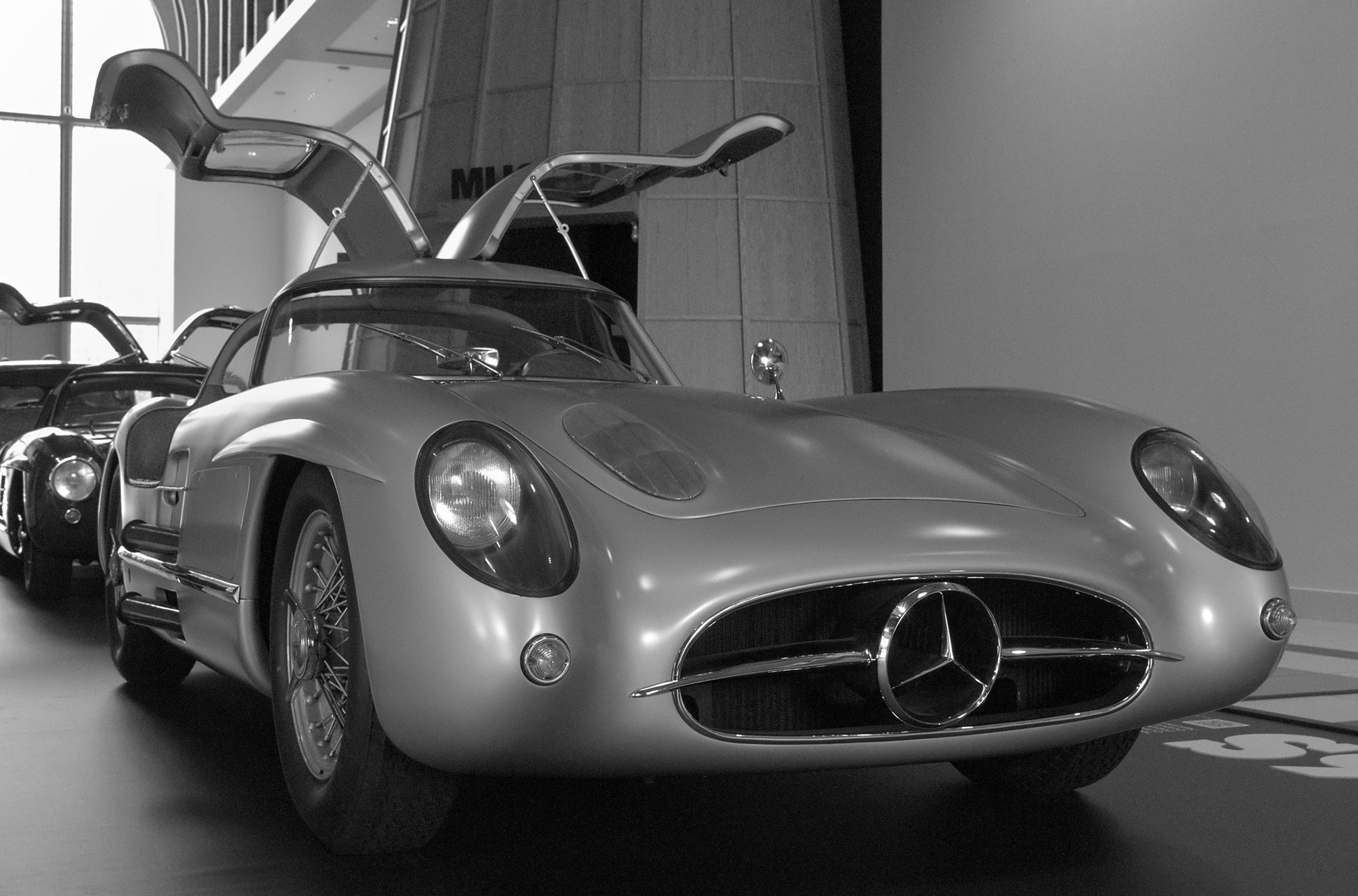 Mercedes-Benz 300 SLR Uhlenhaut Coupé