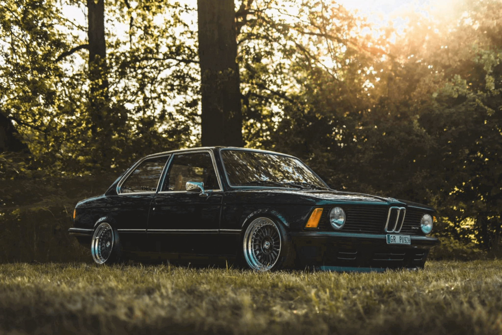 Old stanced BMW
