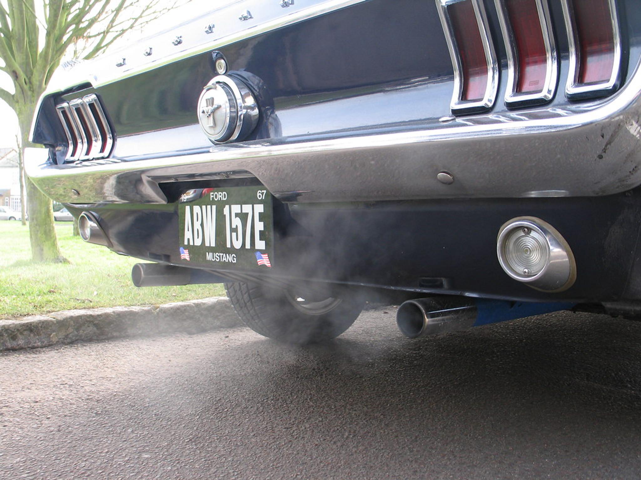 Ford Mustang exhaust pipes and fumes
