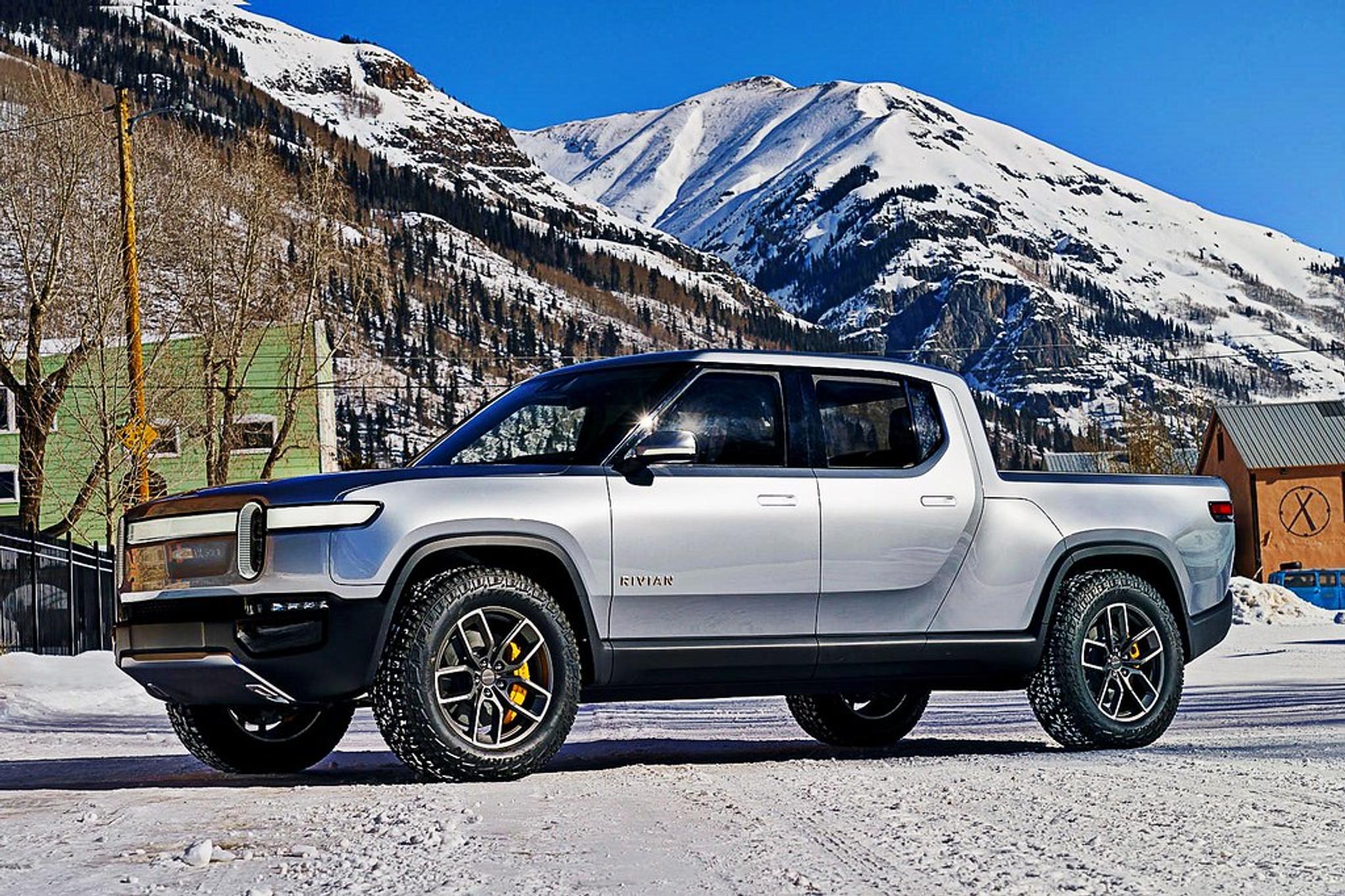 Rivian R1T Max Pack in winter