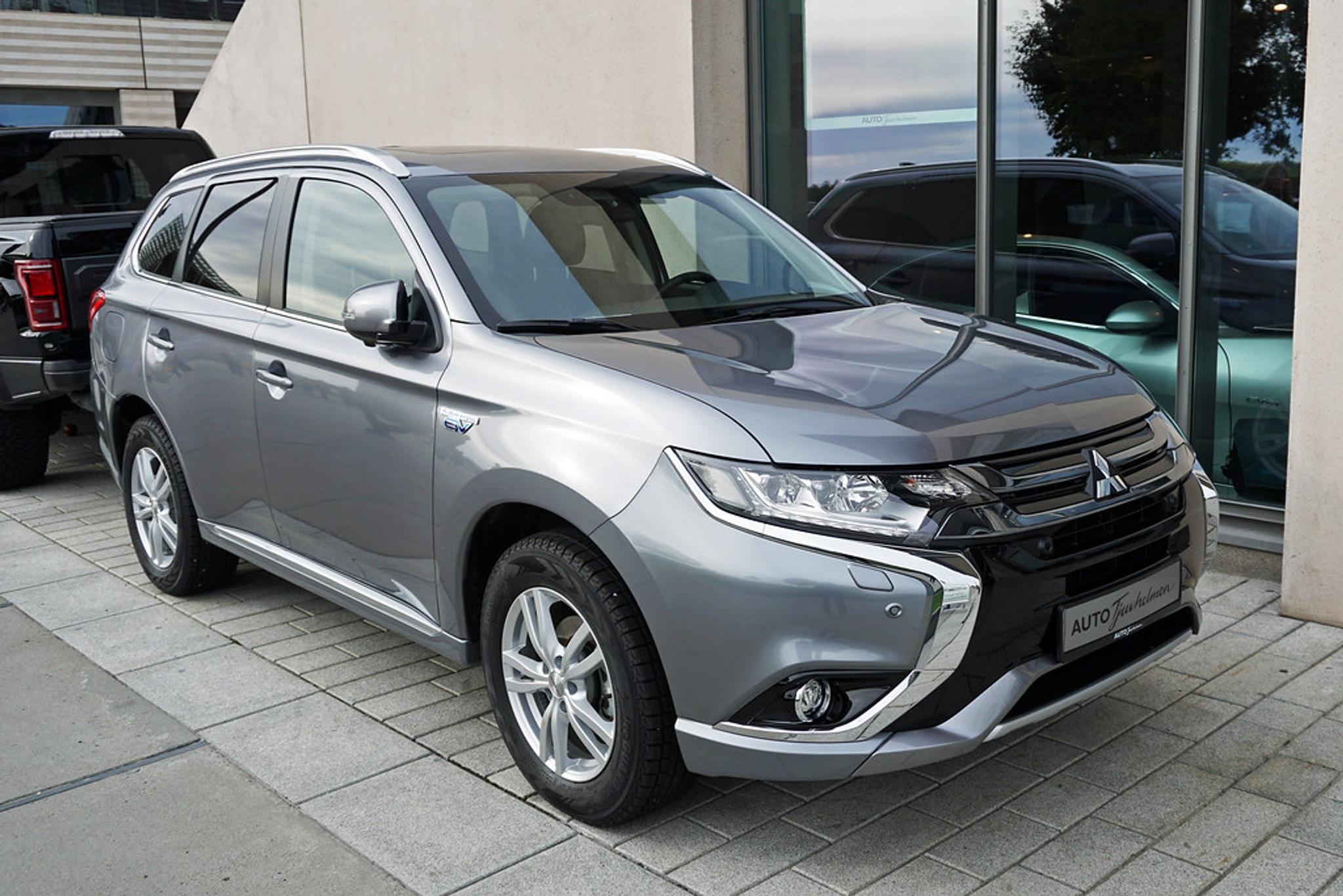 Mitsubishi Outlander PHEV