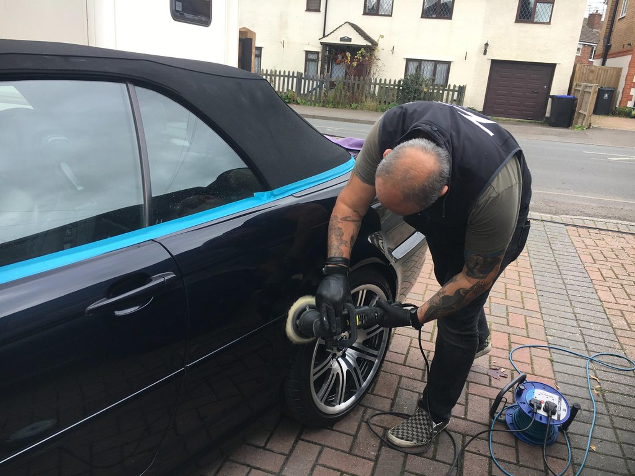 polishing a car, ppf, paint protection, waxing, ceramic coating