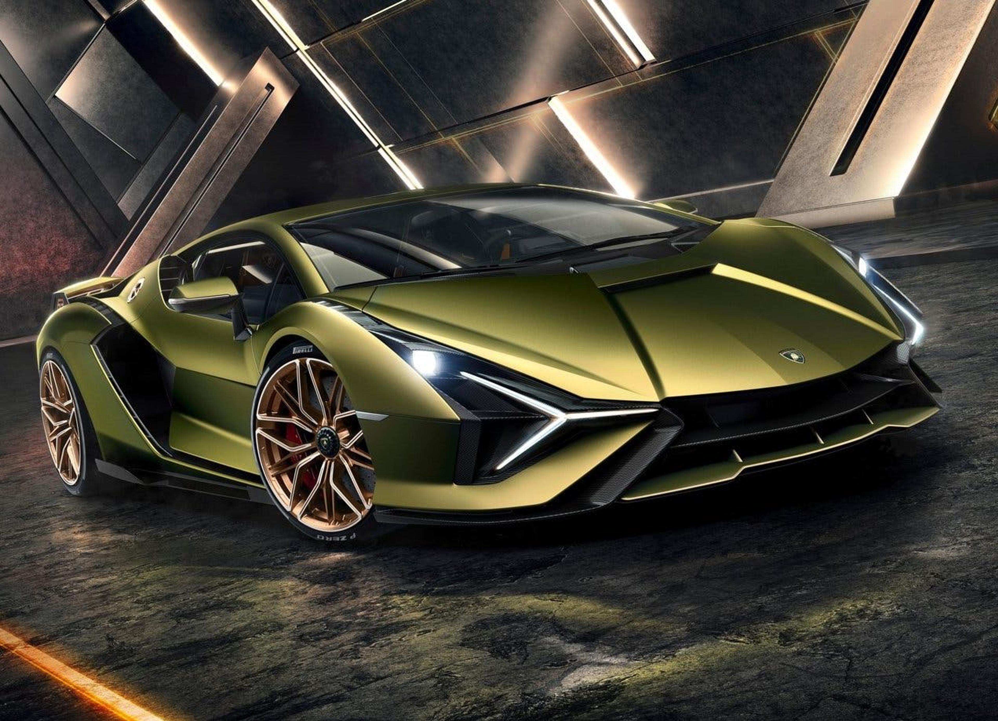 Lamborghini Sian auriu închis