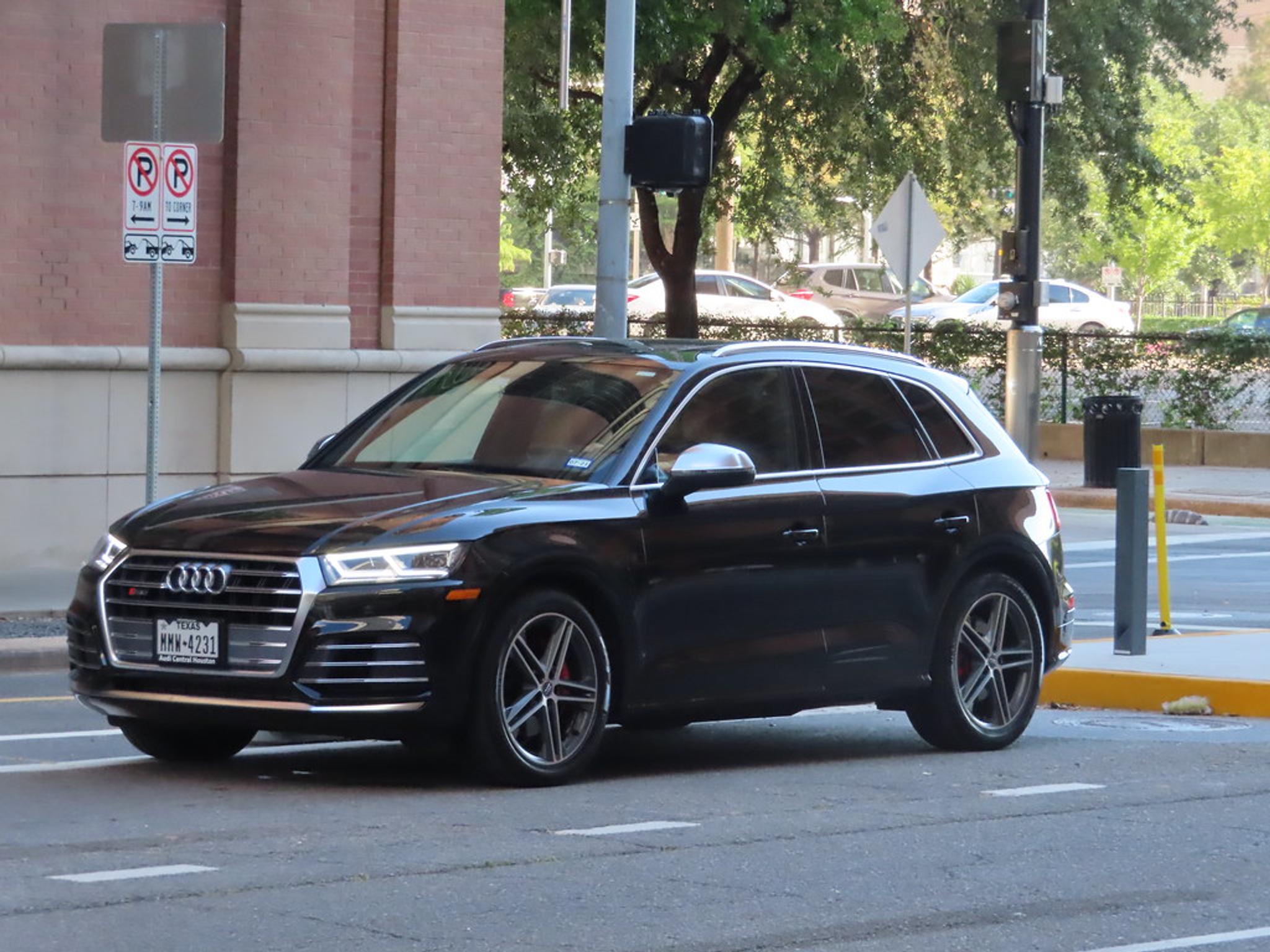 Black Audi Q5 with five-spoke rims