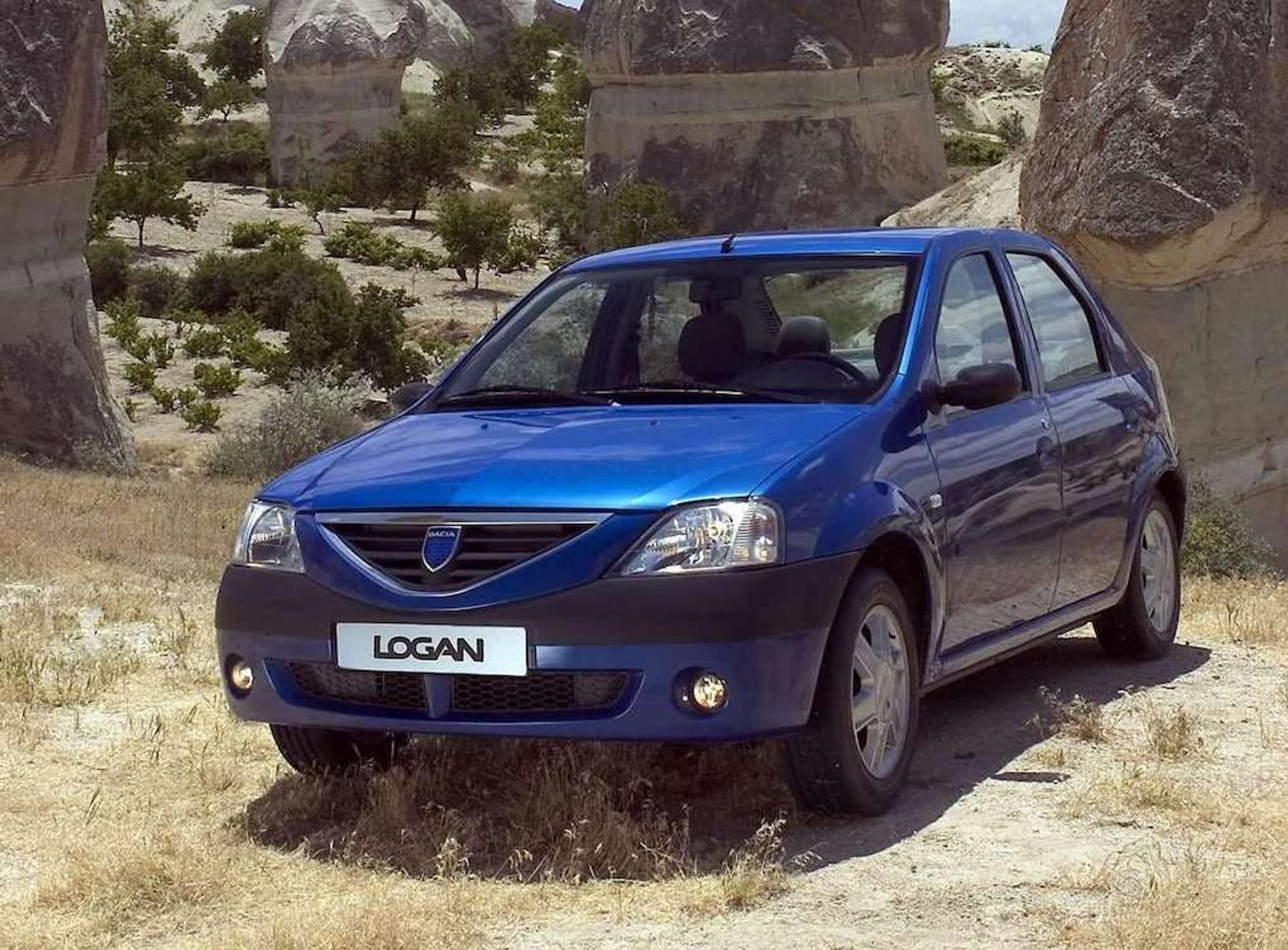 Dacia Logan albastru închis