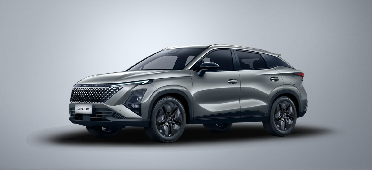 OMODA 5 SHS, color GALENA SILVER, vista lateral