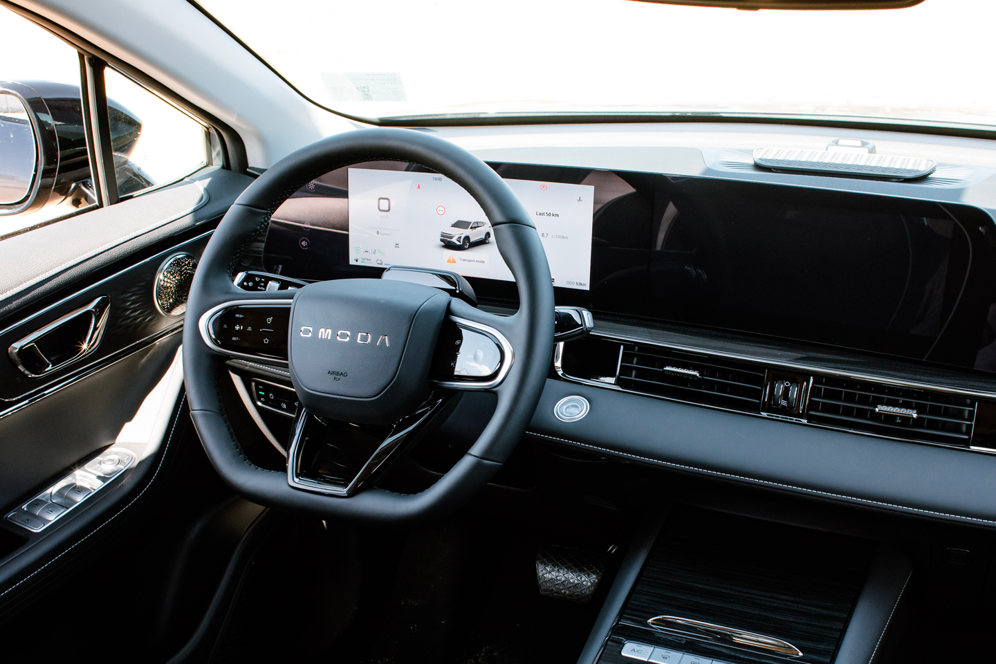 OMODA 5 SHS, ONE CAR, TWO VIBES, imagen 1 de 4