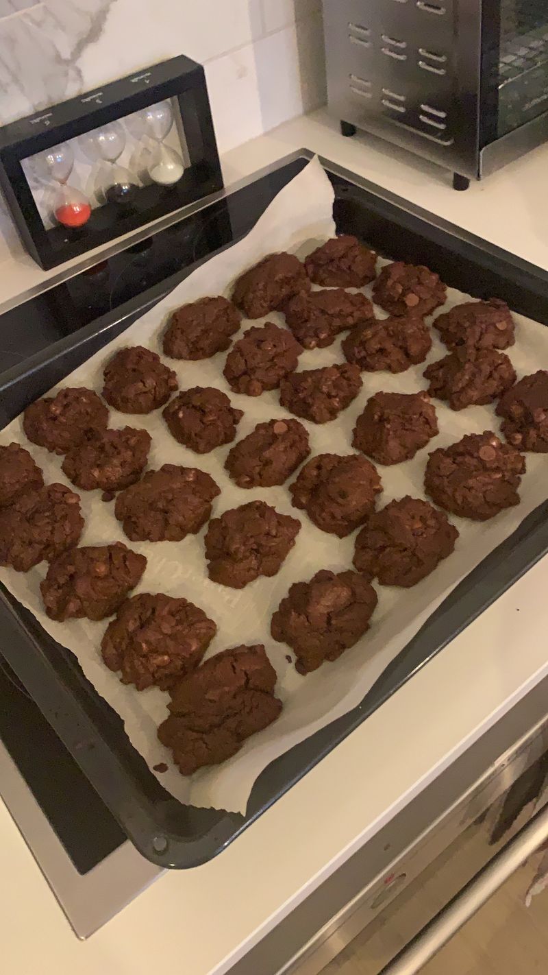 Chocolate cookies