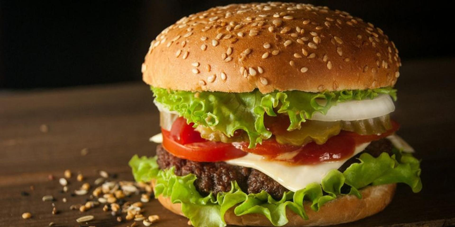Cost of burgers skyrockets as beef production costs rise by 44%