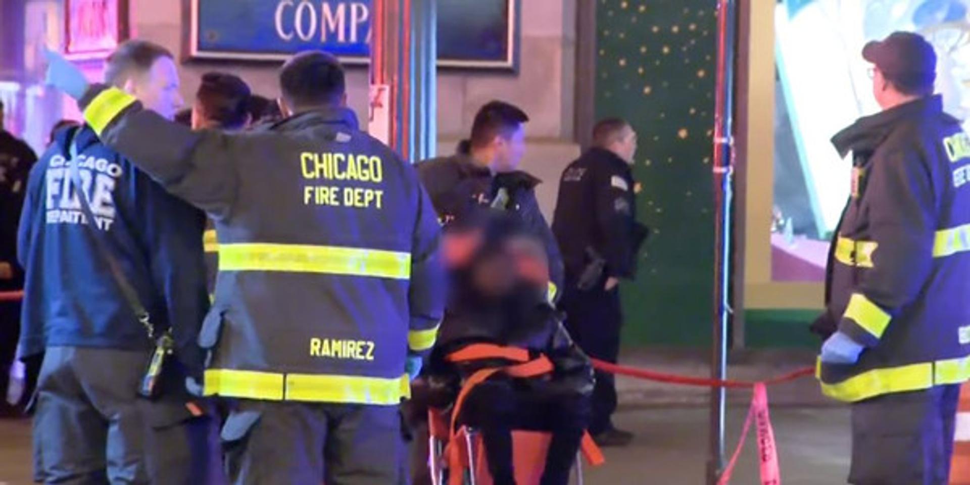1 dead, 8 injured in shootings as police attacked during riots near Chicago Christmas tree lighting