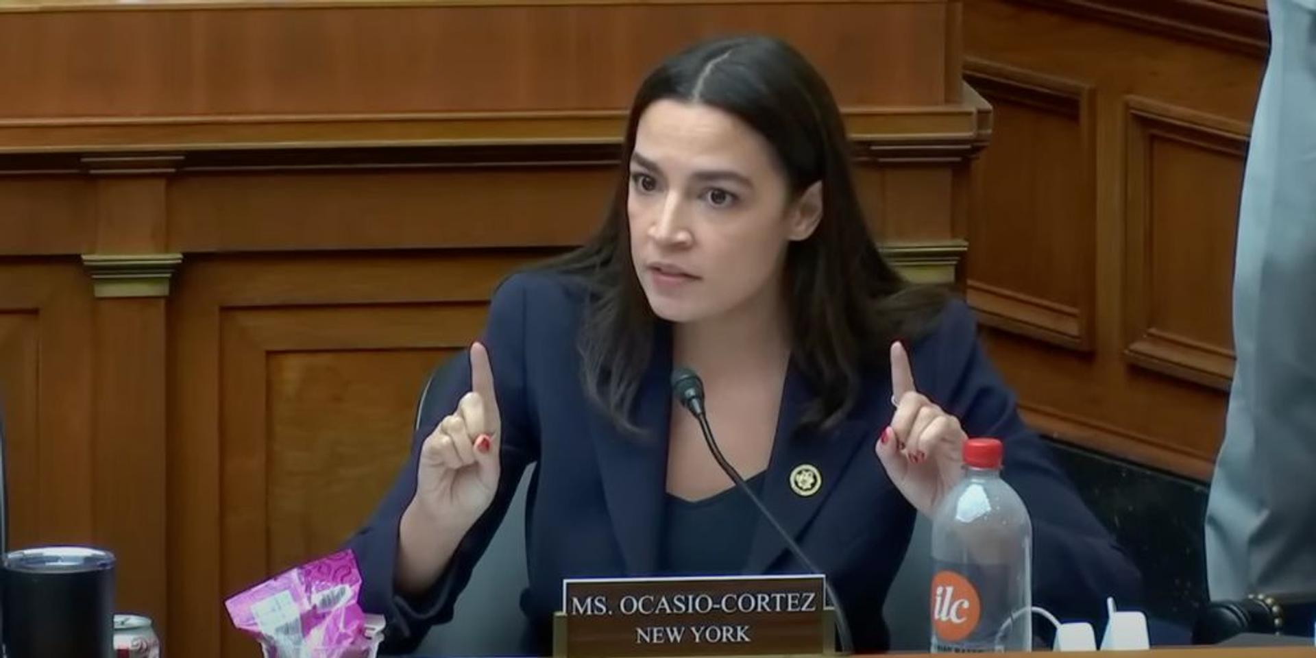 AOC considers 2028 presidential run: report