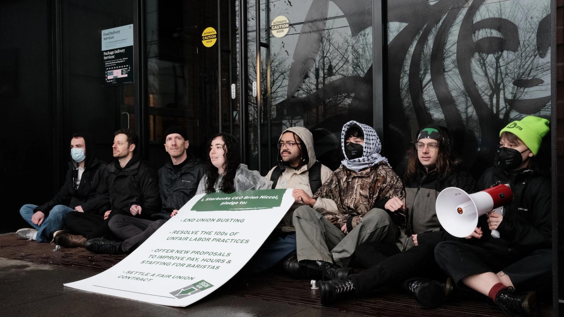 VENTI-FADA: Striking Starbucks workers set up protest camp at coffee giant's Seattle headquarters