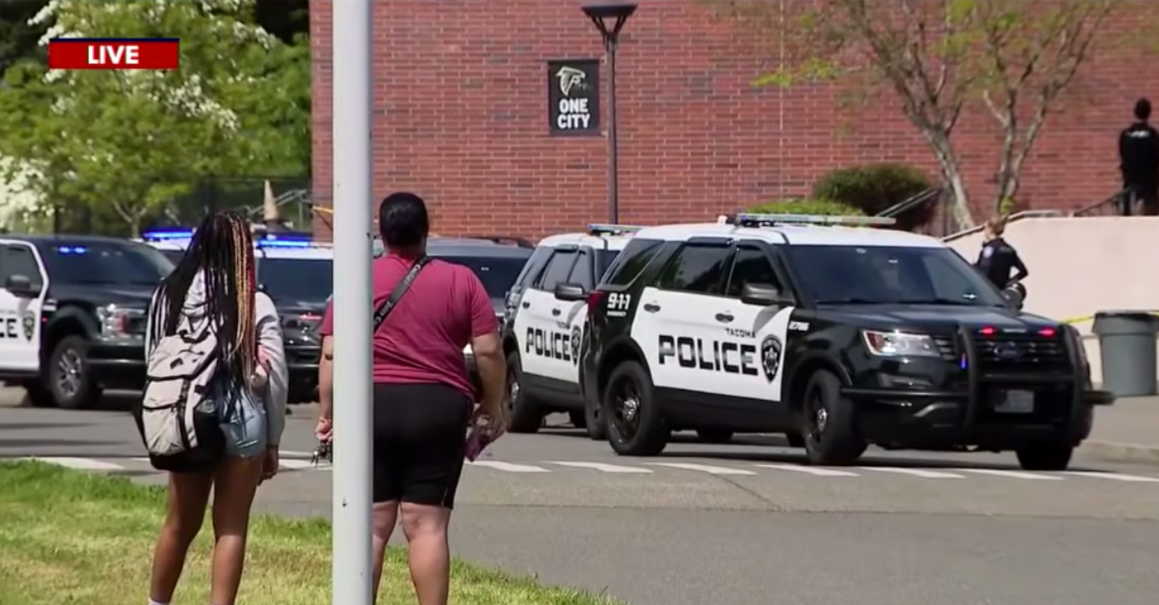 BREAKING: Mass stabbing at Tacoma high school leaves victims hospitalized in critical condition