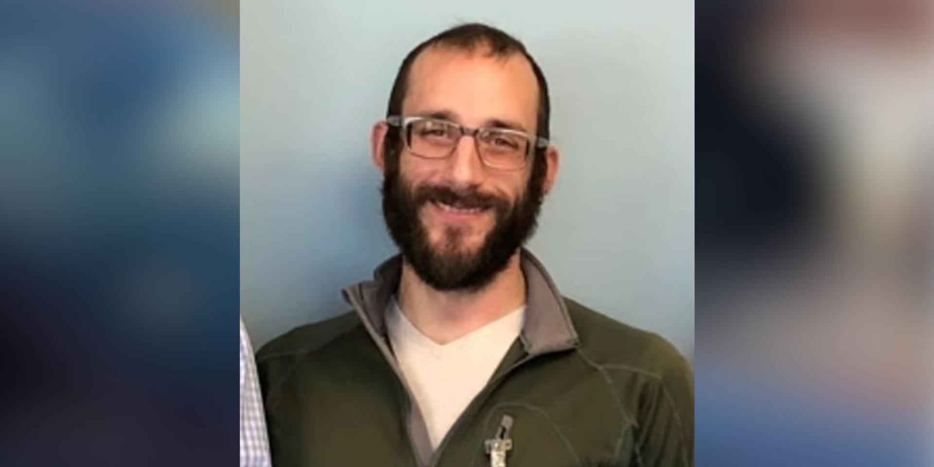 NEW: Alex Pretti interfered with ICE agents during earlier operation, broke his rib after being tackled