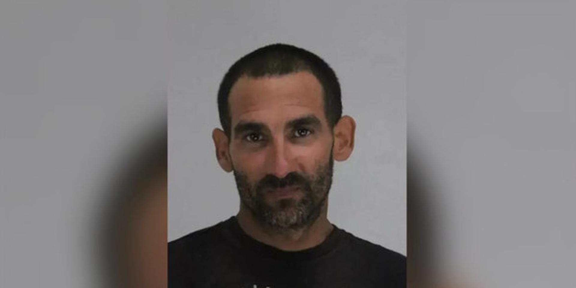 Cuban illegal immigrant arrested for beheading Dallas motel manager in front of his wife, children