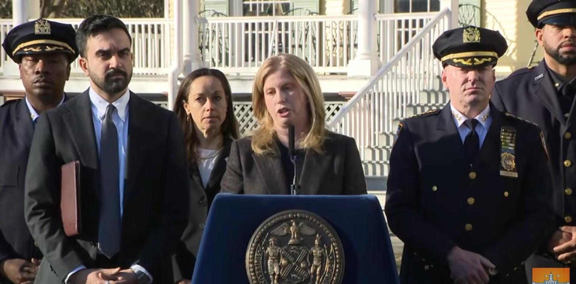 BREAKING: NYPD says IED attack by Islamists near Gracie Mansion is being investigated as ‘ISIS-inspired terrorism’