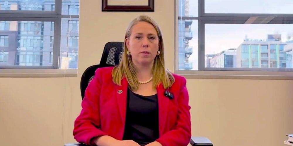 White men urged to report DEI-related discrimination to Equal Employment Opportunity Commission: Trump admin