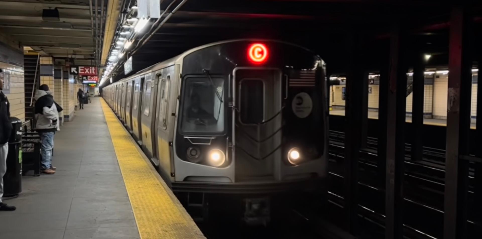 Man stabbed in the face in unprovoked attack inside Brooklyn subway station, suspect at large: police