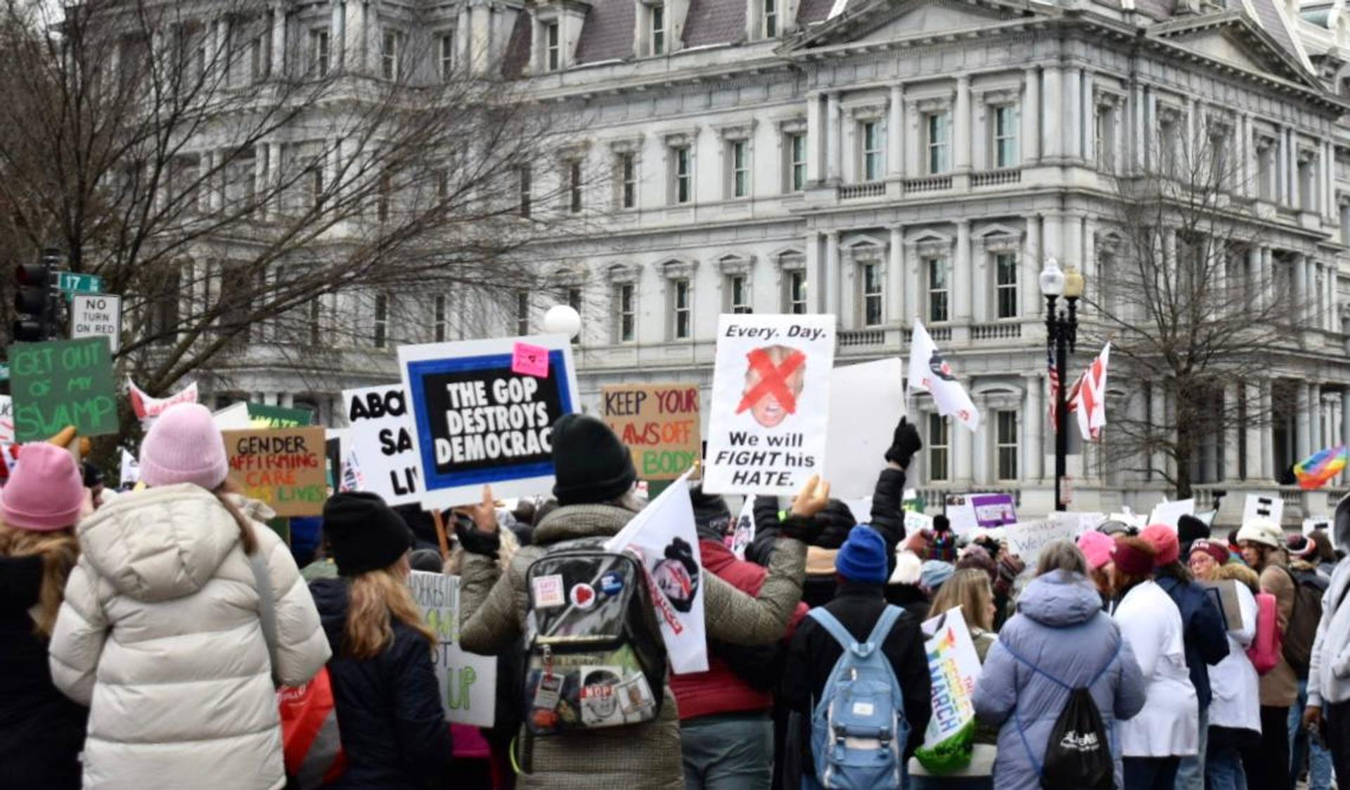 Paid protester requests from crowd company surge 400% following federal takeover of DC police