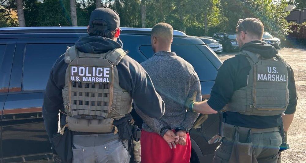 2 men arrested for posing as US Marshals, holding victims at gunpoint in Alabama during home invasion