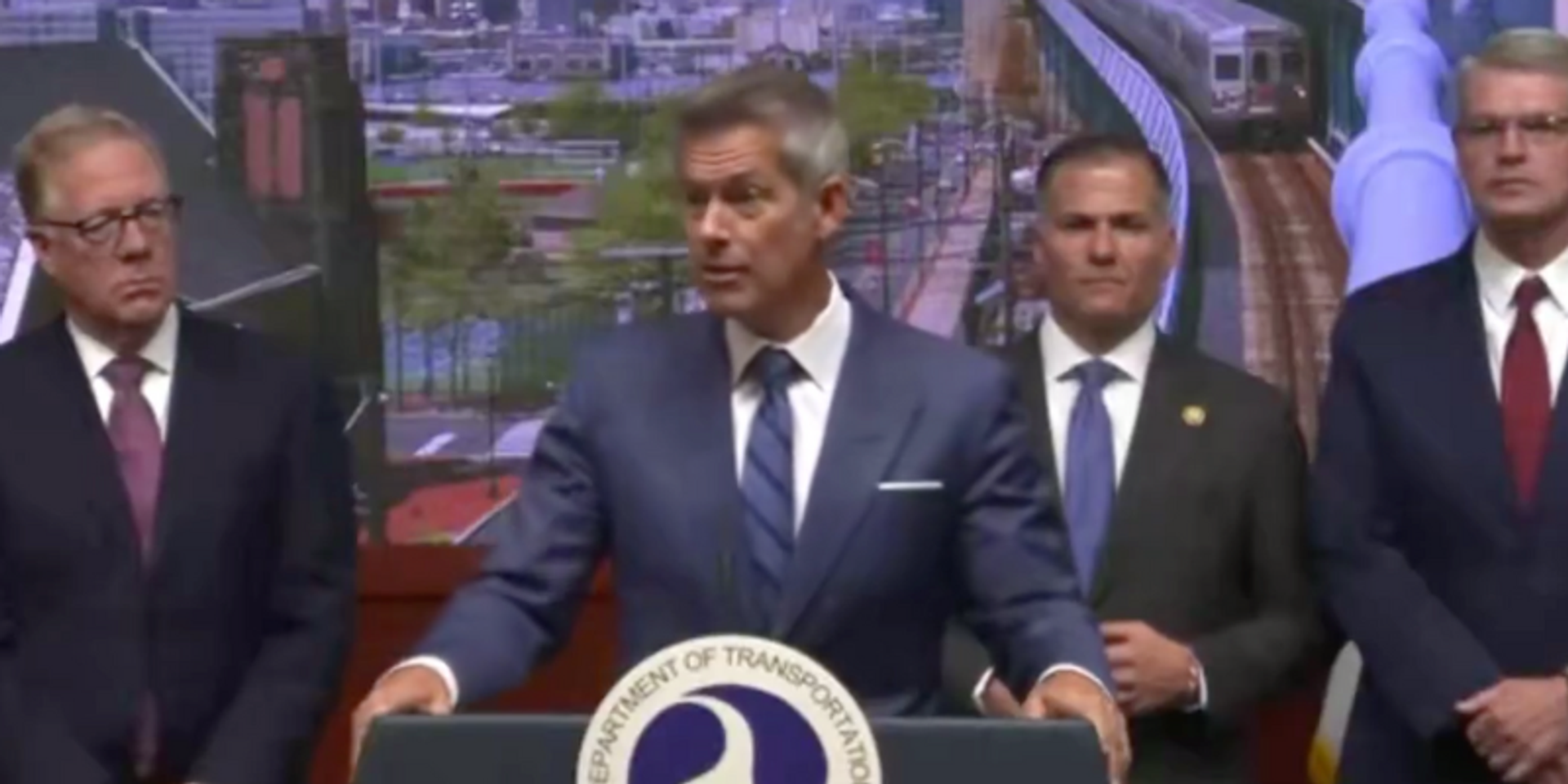 Transit sec warns of 'mass cancellations' for air travelers if shutdown continues