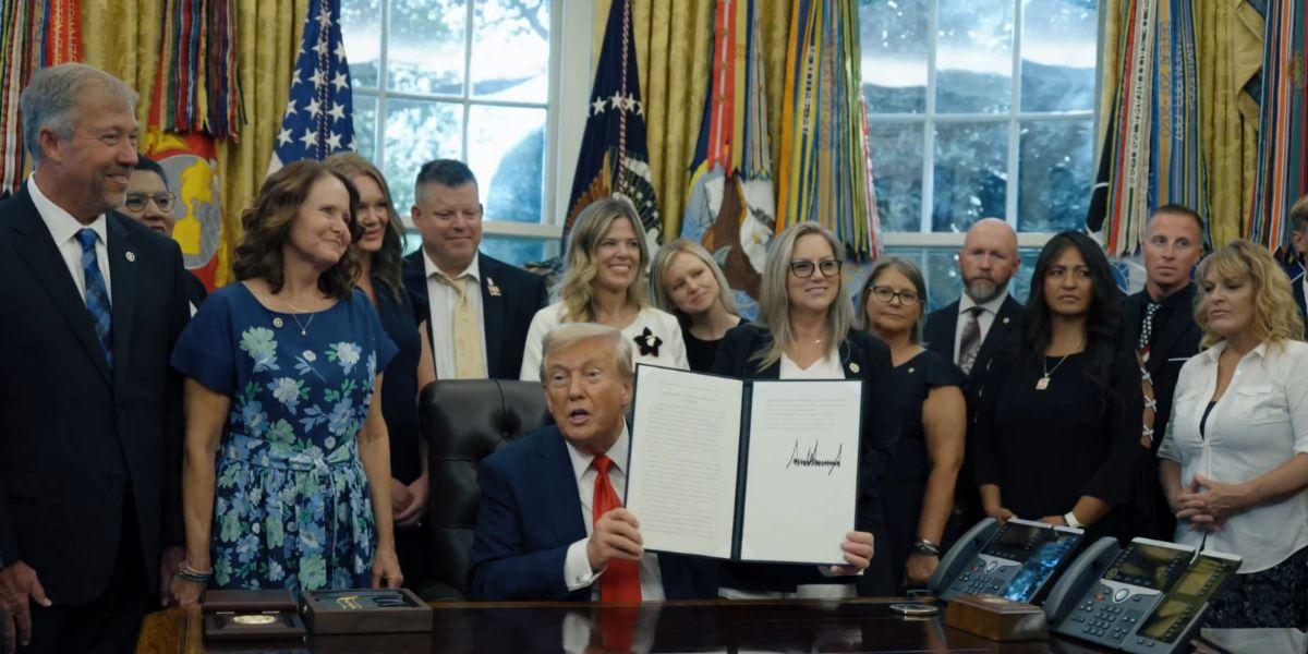 EXCLUSIVE: 'He knows their story': Trump signs proclamation to honor 13 soldiers lost at Abbey Gate
