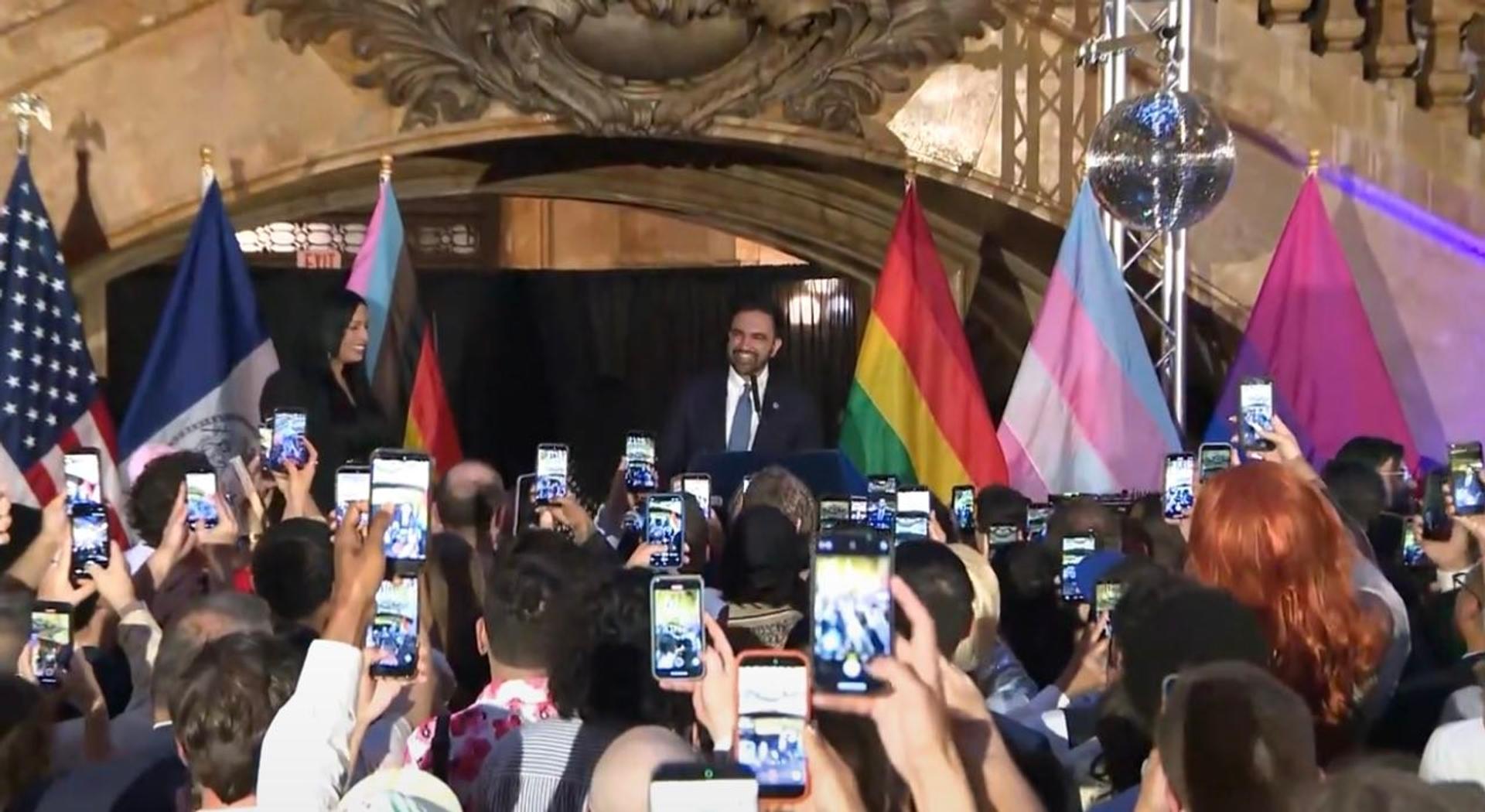 Mamdani influencer army paid up to $20,000 for social media posts endorsing mayor, policies, messaging: report