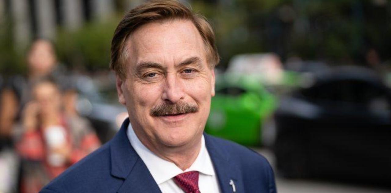 BREAKING: Mike Lindell files papers to run for Minnesota governor