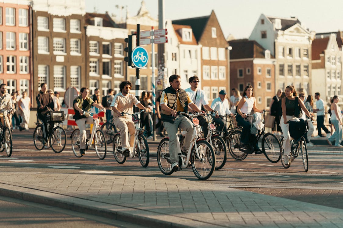 dutch cyclist bike