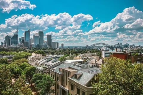 Hero image for Moving to Australia: Complete Expat Guide (2026)