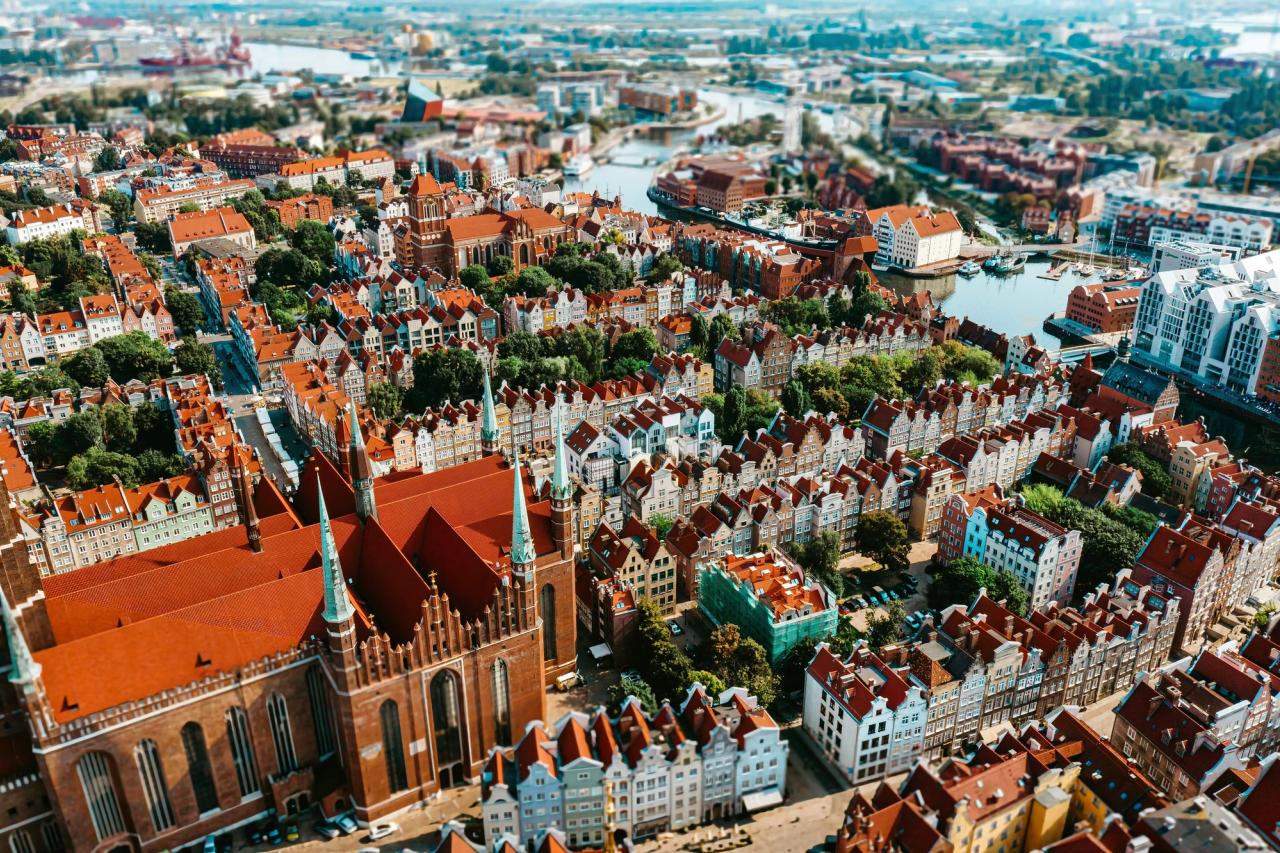 Hero image for Moving to Poland: Complete Expat Guide (2026)