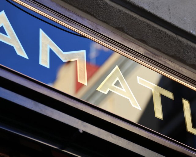 Chocolate Amatller Sign