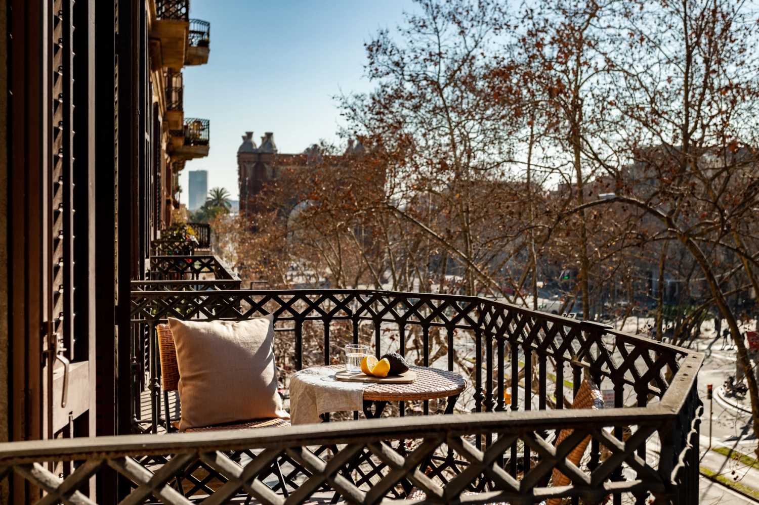 1645034476-ukio-barcelona-sant-joan-12-l-08.jpg