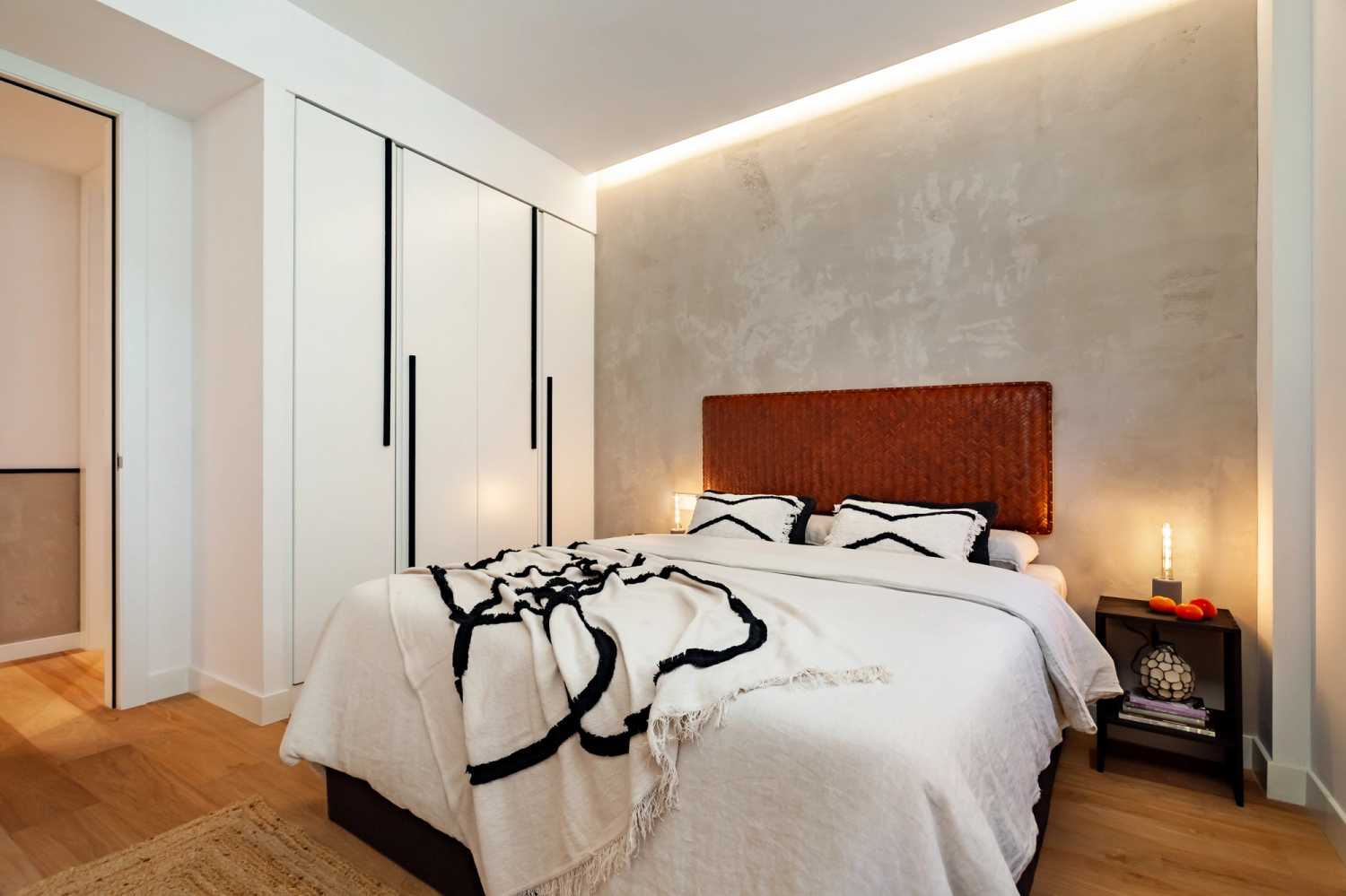 1656336710-ukio-barcelona-double-bed-bedroom-with-cupboard.jpg