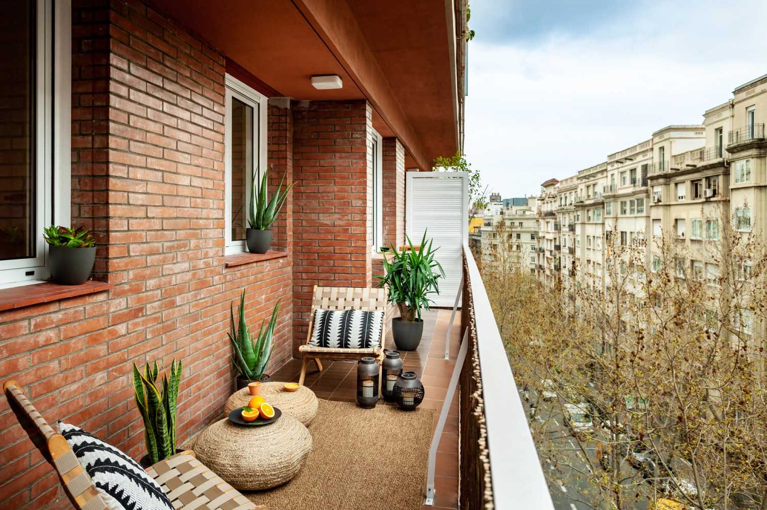 1648565424-ukio-barcelona-aribau-262-l-12.jpg