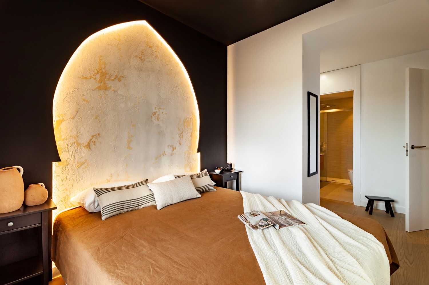 1649947885-ukio-barcelona-alaba-147-2-l-18.jpg