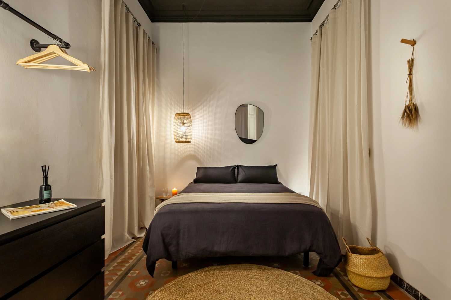 1654163338-bedroom-monthly-rental-barcelona-318-l-20.jpg