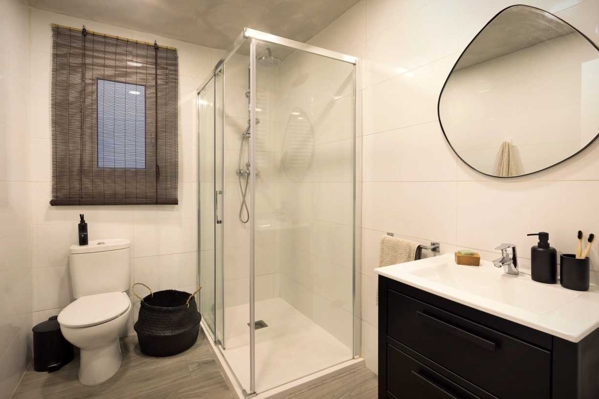 1653907428-design-bathroom-in-barcelona.jpg