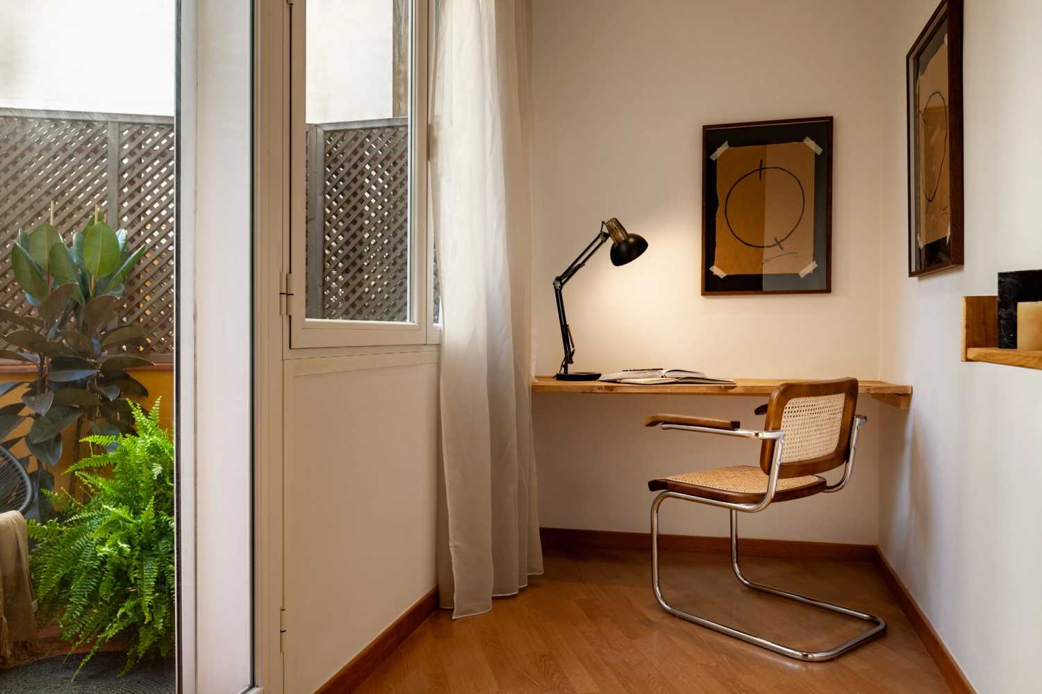 1653911333-ukio-barcelona-diagonal-desk-in-apartment-to-rent-monthly.jpg