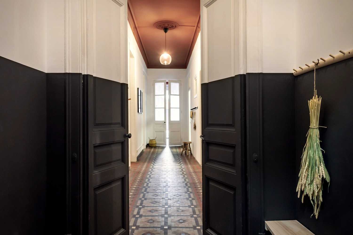 1654163534-entrance-hall-apartment-to-rent-monthly-barcelona318-l-22-1.jpg