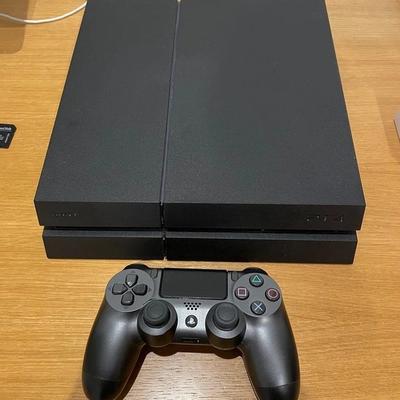PS4 Standard